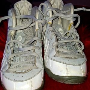 White foamposite size 13c